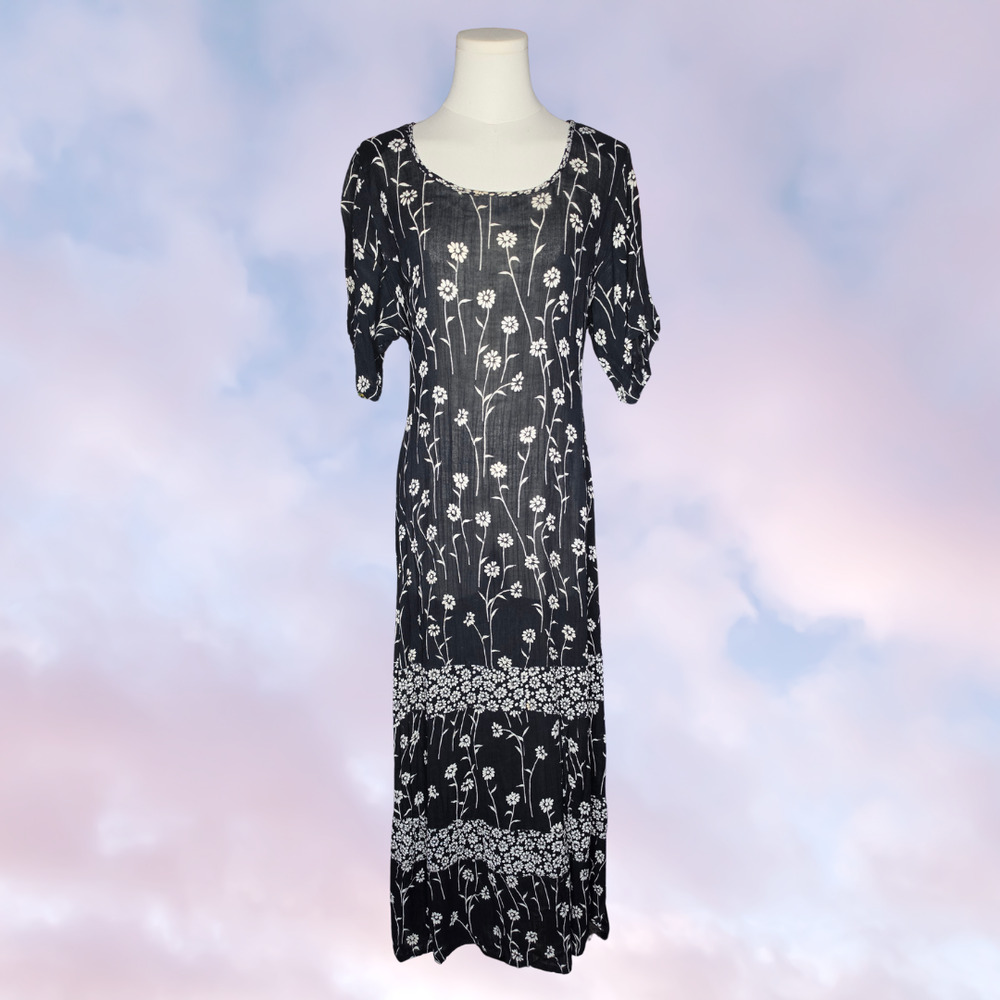 Rouge Black White Daisy Floral 100 Rayon Puff Sleeve Tie Waist Maxi Dress Size M